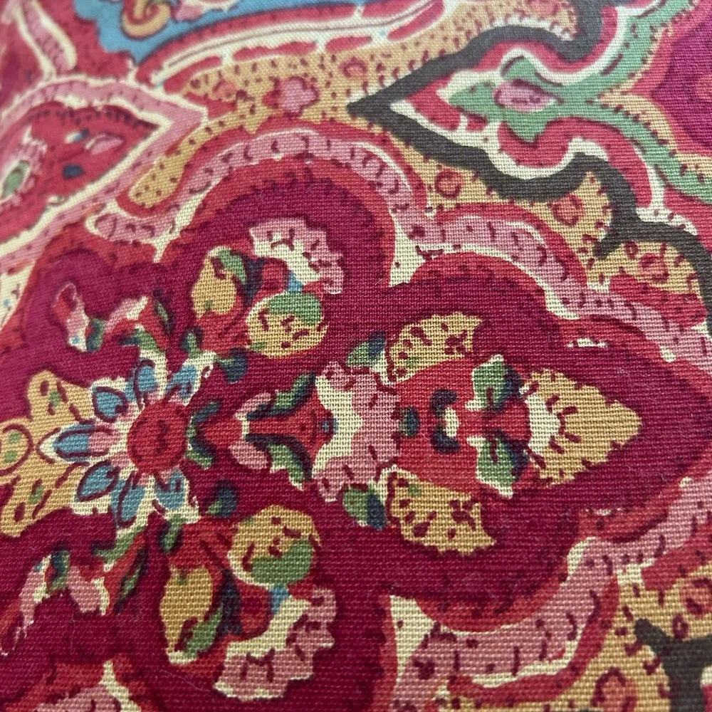 NWT Pottery Barn Red Alice Paisley Pillow Cover With Pottery Barn Insert. 16x26”